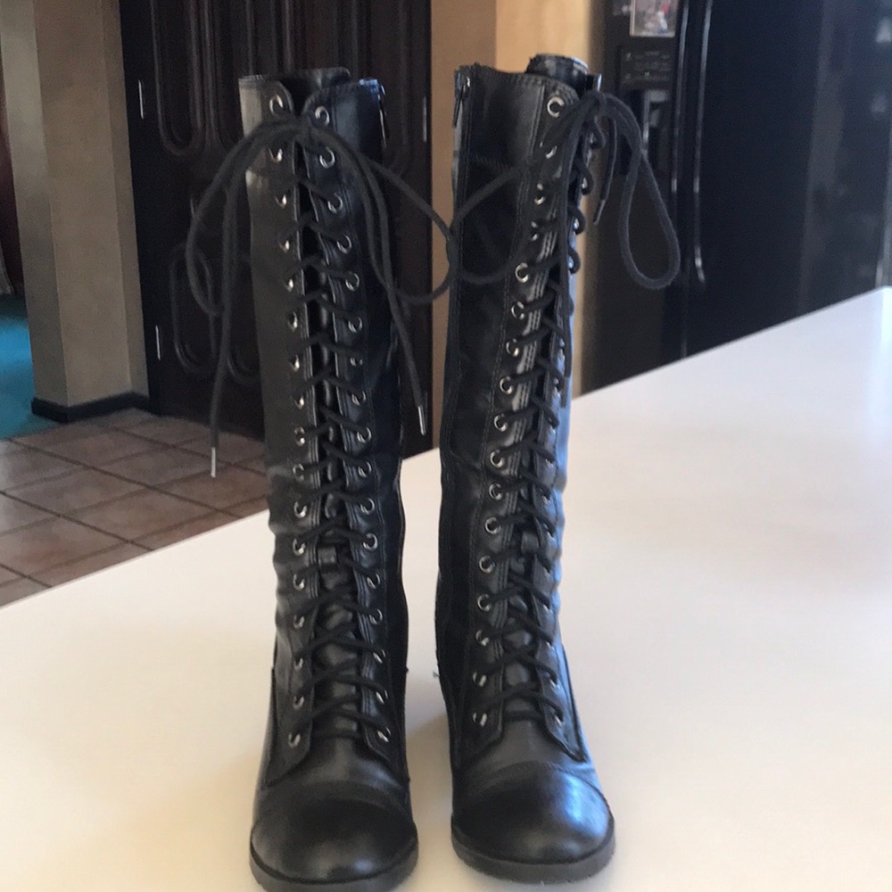 Arizona Jean boots size 6 black
